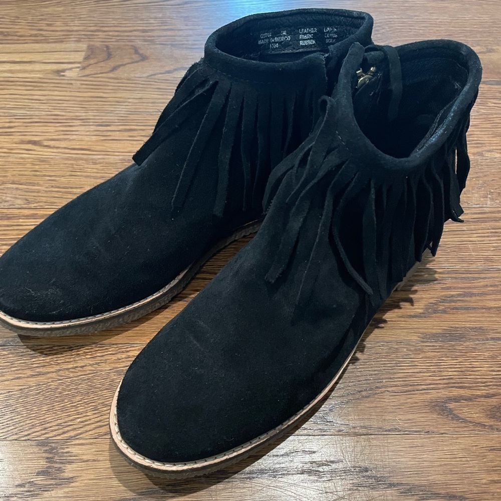 Steve Madden Gypsi Women's Size 8 Black Suede Leather Fringe Ankle Booties